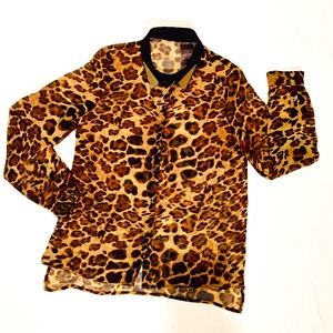 Moon Collection Leopard Gold Plate Collar Top